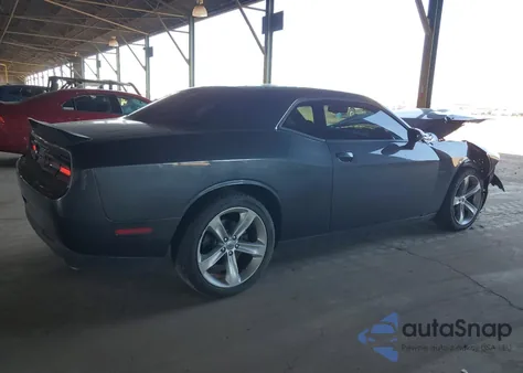 2017 Dodge Challenger R/T z USA, uszkodzony, nr VIN 2C3CDZBT2HH655866